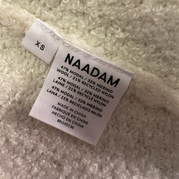 Gorgeous classic COZY ivory white NAADAM boucle cardigan sweater XS ❤️ - Picture 3 of 3